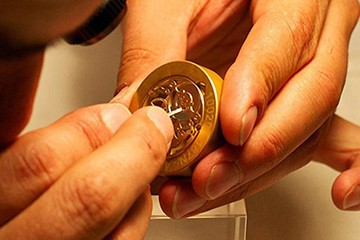 青岛江诗丹顿表官方售后维修网点在哪