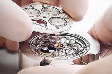 青岛江诗丹顿手表电池更换